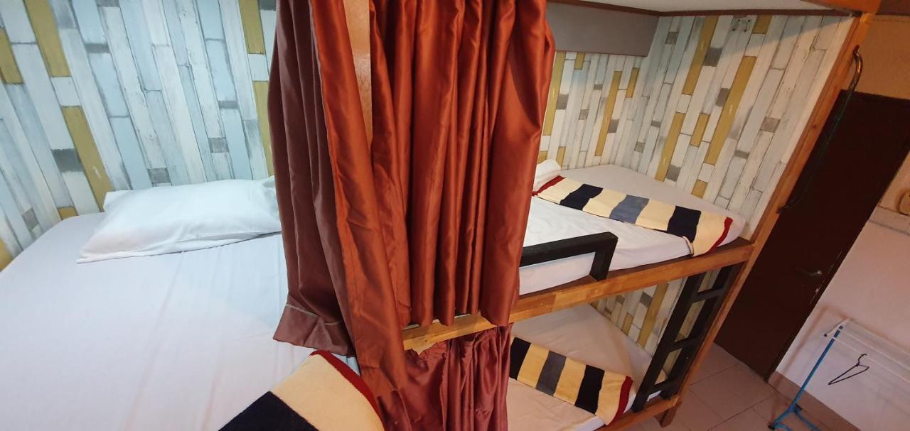 Escape Backpackers Kk Hostel Kota Kinabalu Bagian luar foto