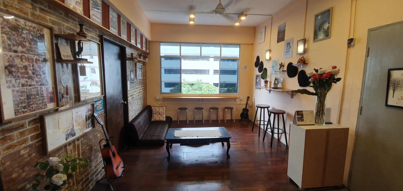 Escape Backpackers Kk Hostel Kota Kinabalu Bagian luar foto