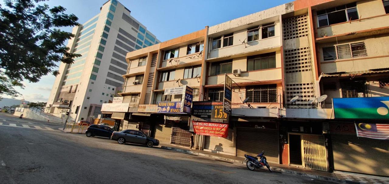 Escape Backpackers Kk Hostel Kota Kinabalu Bagian luar foto