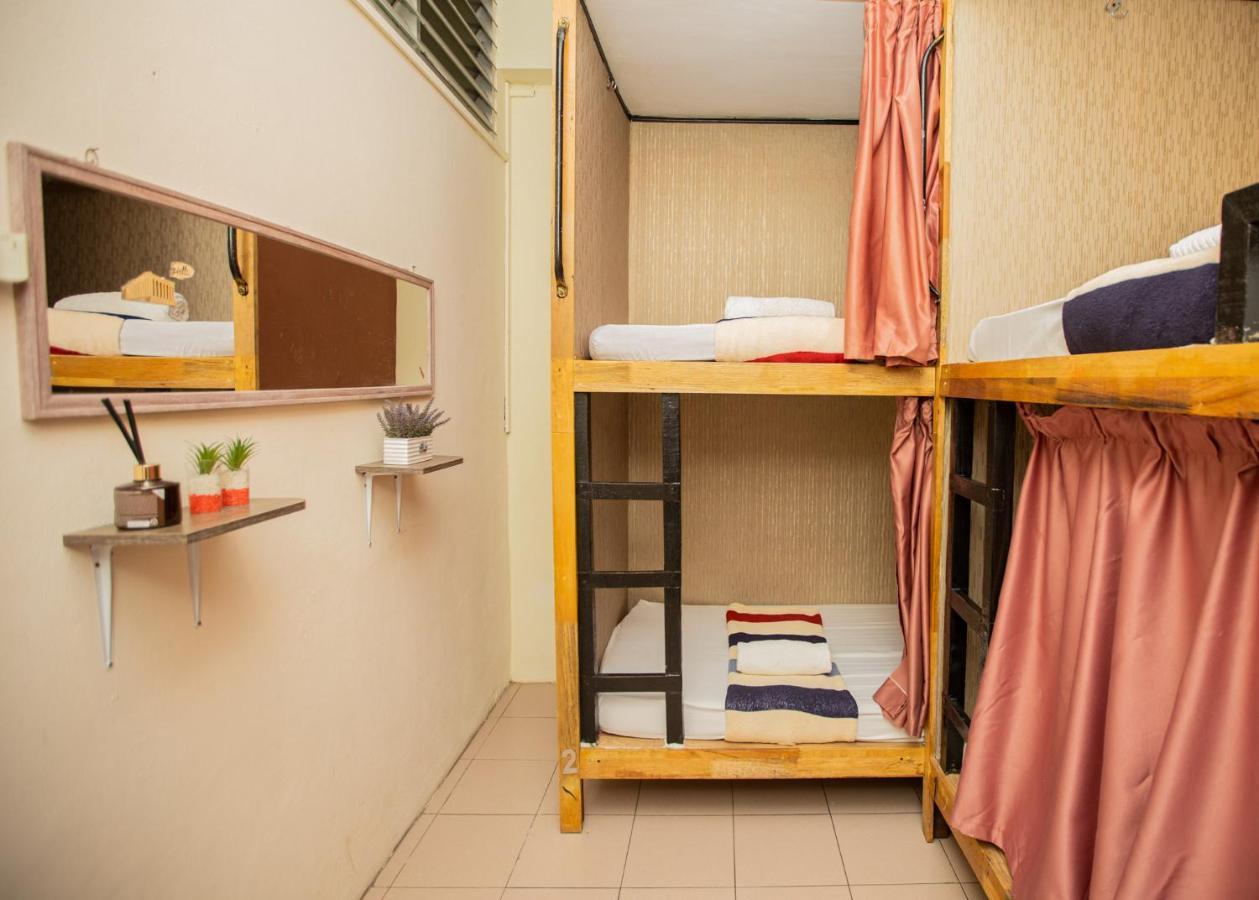 Escape Backpackers Kk Hostel Kota Kinabalu Bagian luar foto