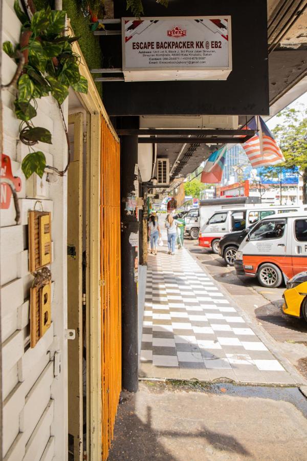 Escape Backpackers Kk Hostel Kota Kinabalu Bagian luar foto